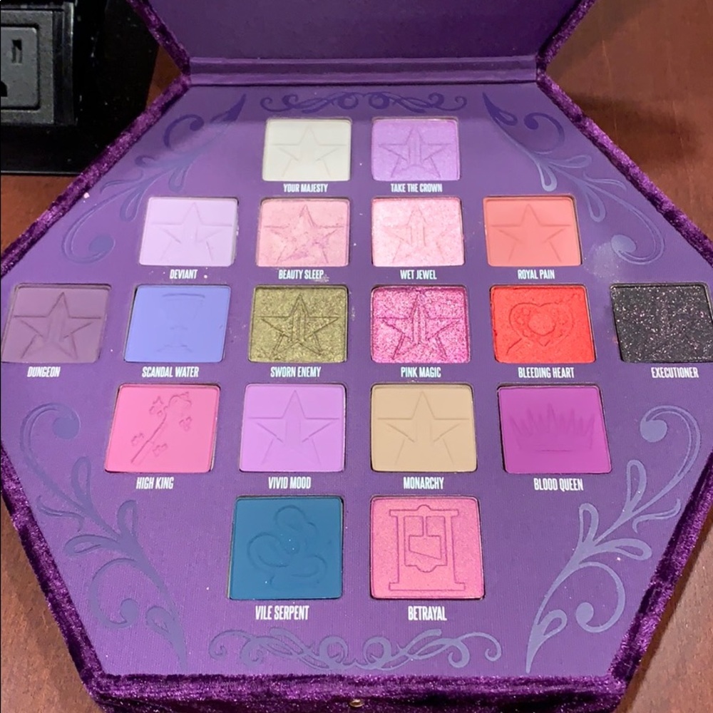 Jeffree Star Blood Lust Palette